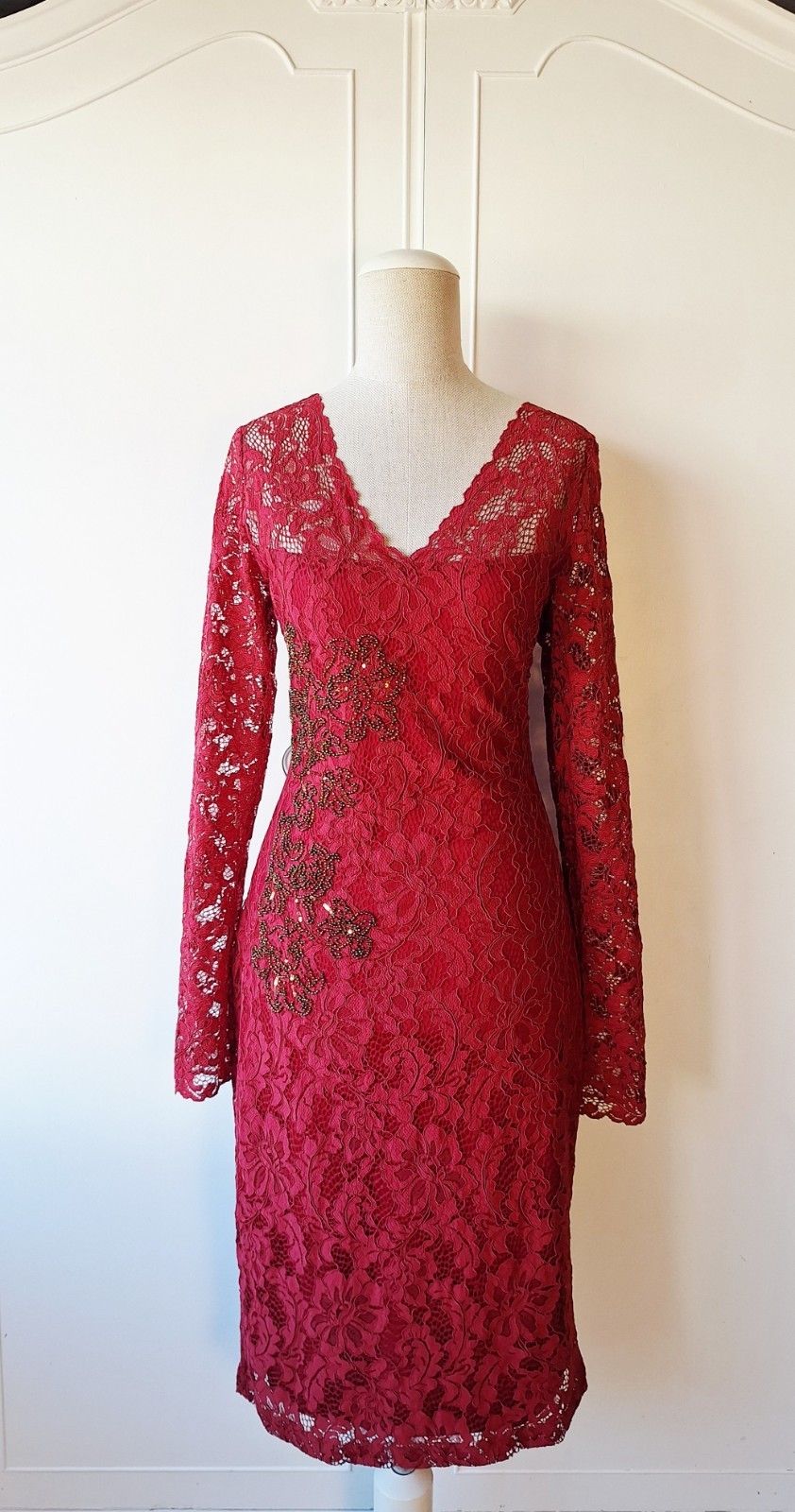 JOE BROWNS Deep Red Lace Midi Pencil Dress Gold Beaded Formal Party Size 10