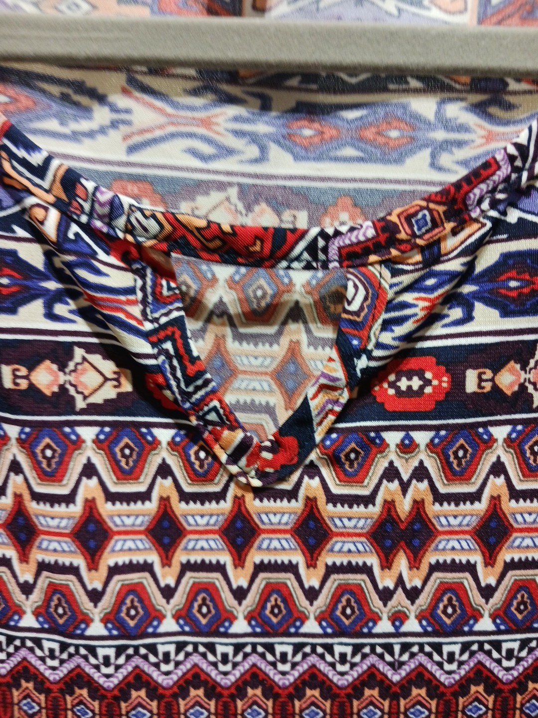 Womens DB Blouse Size 1X Orange Blue Aztec Designs Stretch Lightweight Unlined