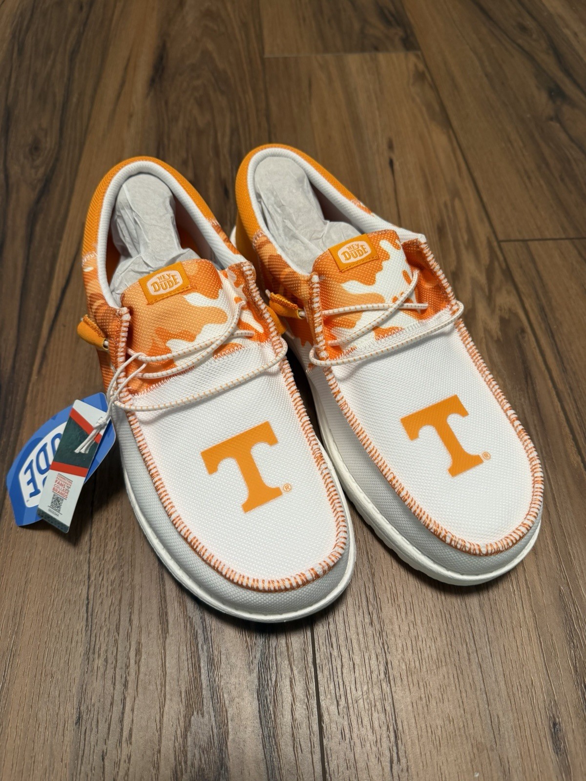 Hey Dude Wally Tri Tennessee Vols White Orange Men’s Slip On Shoes Size M12