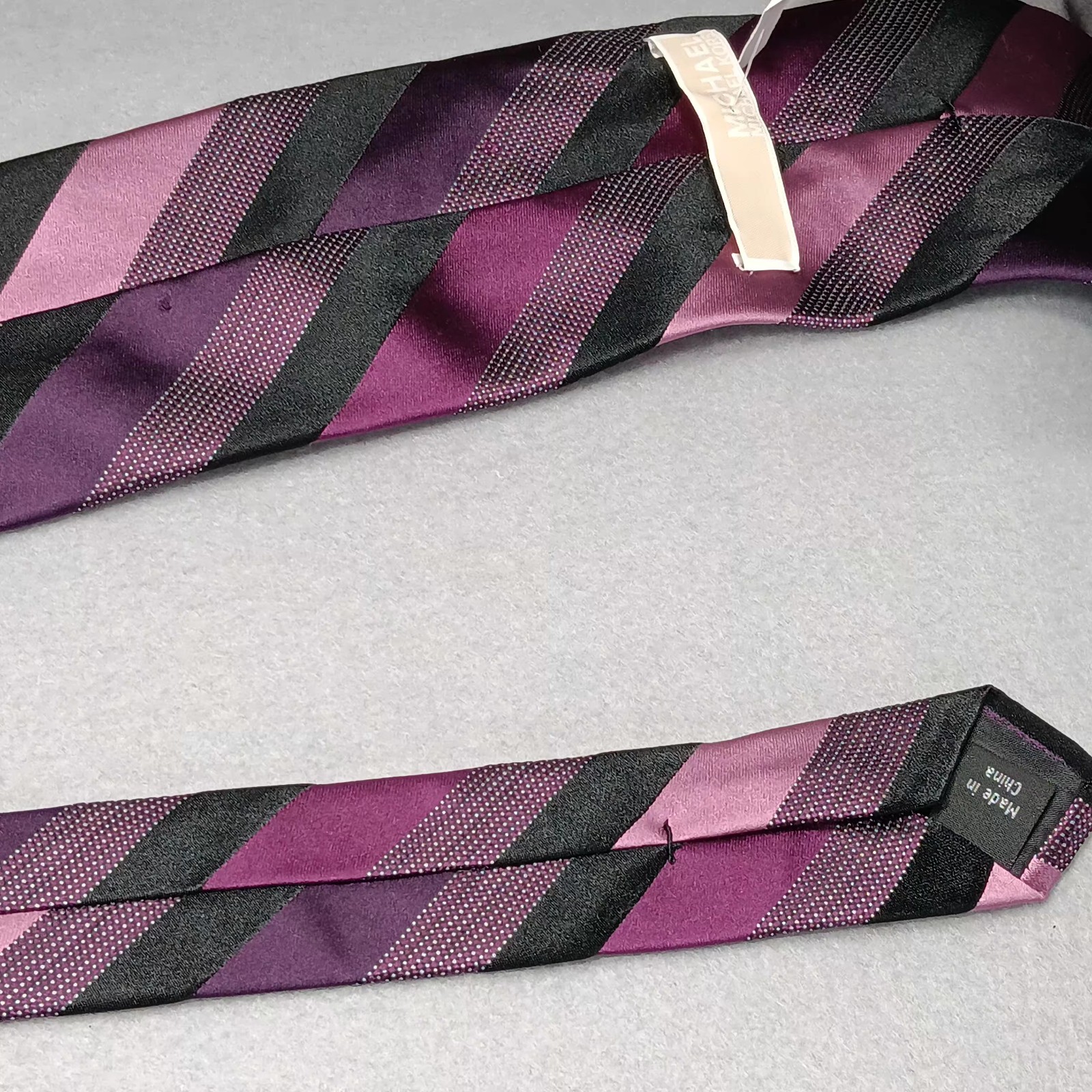 New MICHAEL KORS 100% Silk Tie Purple Striped Event Office Classic Preppy Retro
