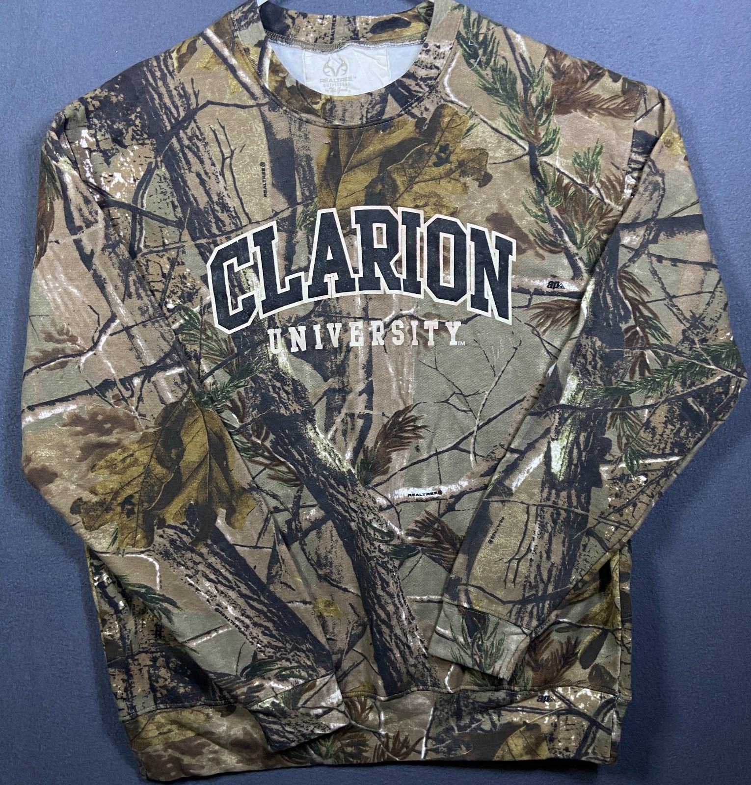 NWOT REALTREE Outfitters Game Clarion University Golden Eagles Camo Sweatshirt M