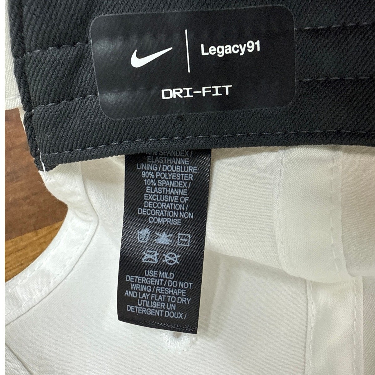 Nike Legacy91 Dri-Fit Unisex Strap Back Golf Hat White & Black V Embroidery NWT