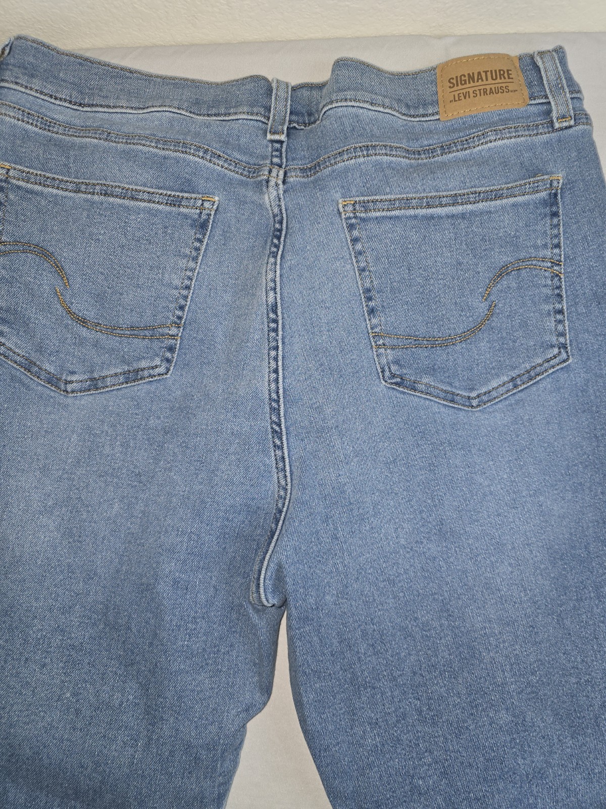 Levis Signature Heritage Boyfriend Capri Ankle Jeans Size 14 Womens Blue