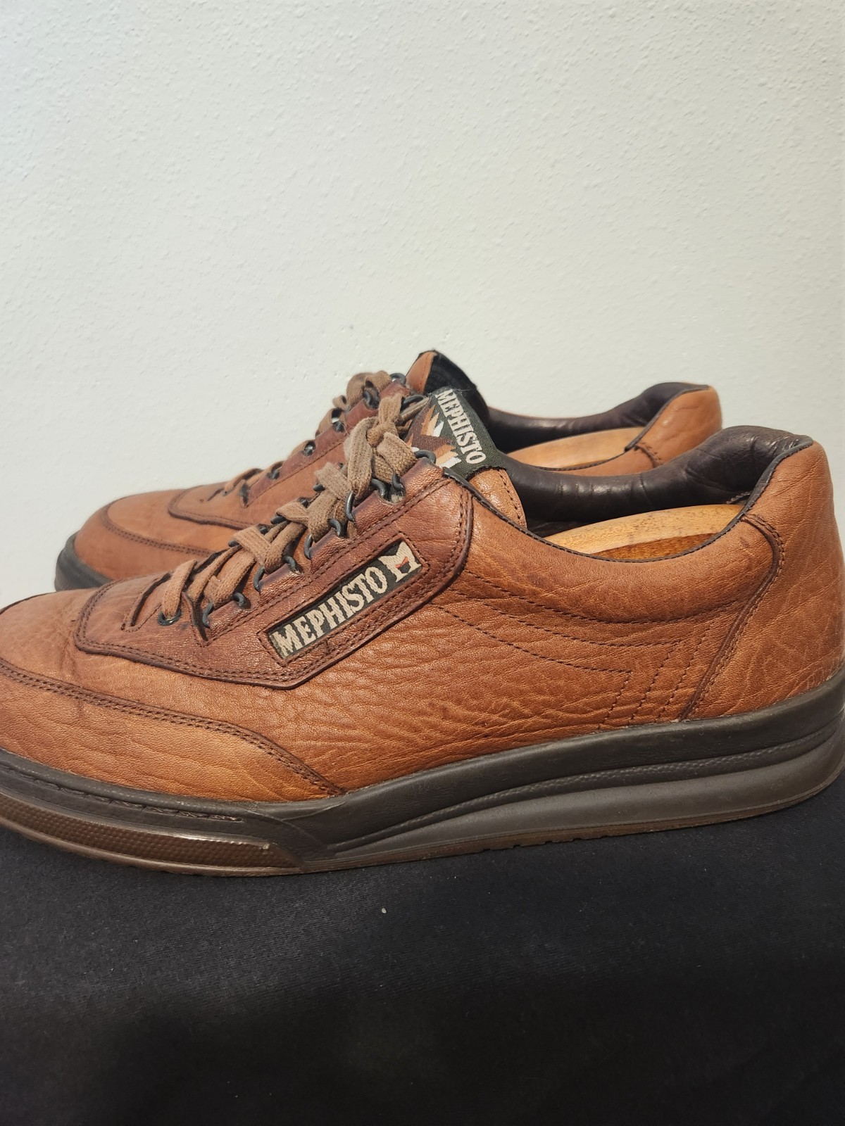 Mephisto Match Walking Shoes Men’s Size 9.5 Brown Leather Air-Jet Sneakers