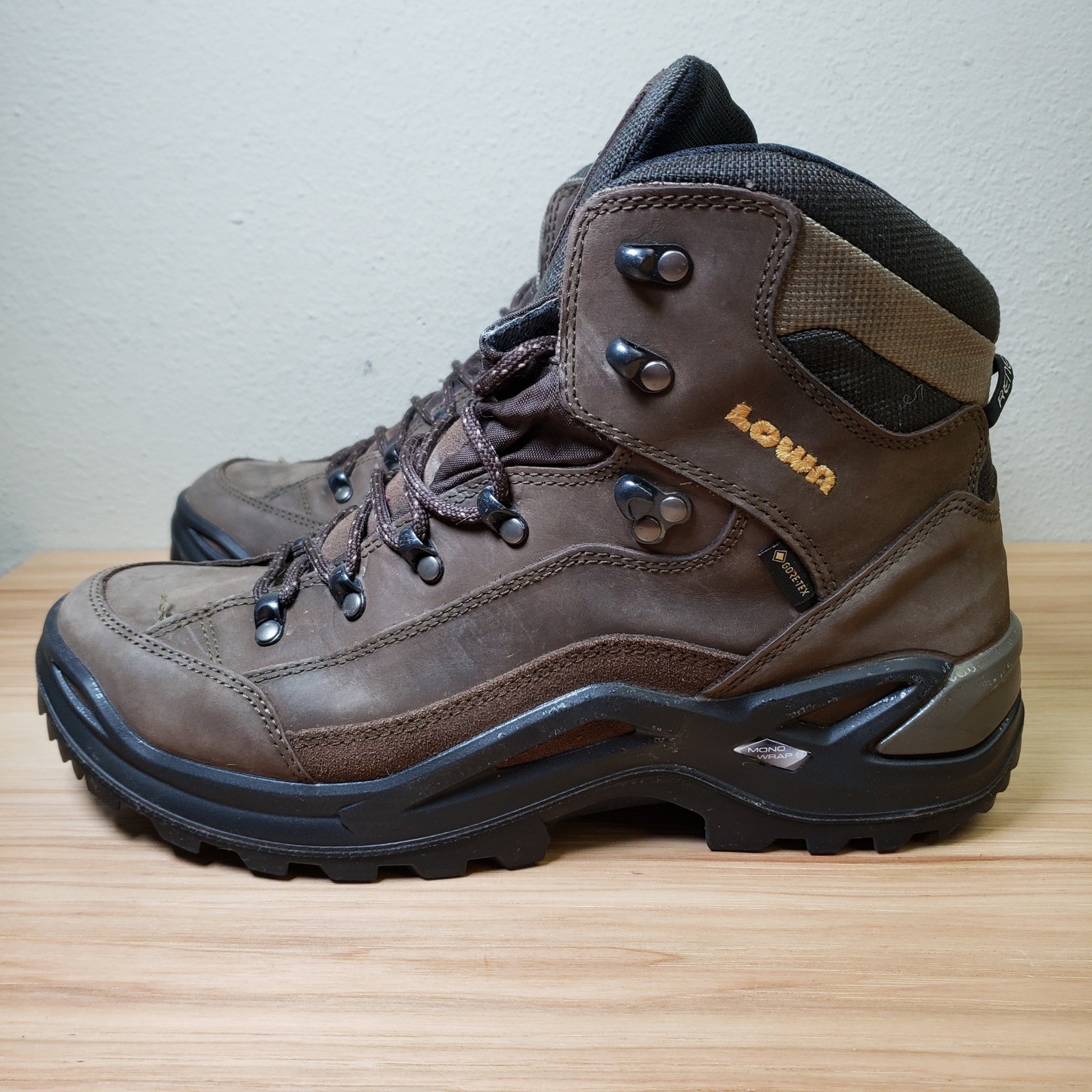 Lowa Renegade GTX Mid Hiking Boots Brown Leather All Terrain Men’s Size 9.5