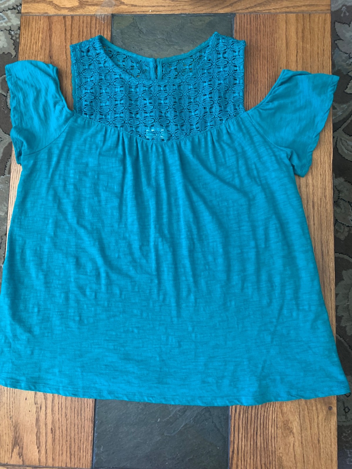 Old navy teal green cold shoulder lace top size large