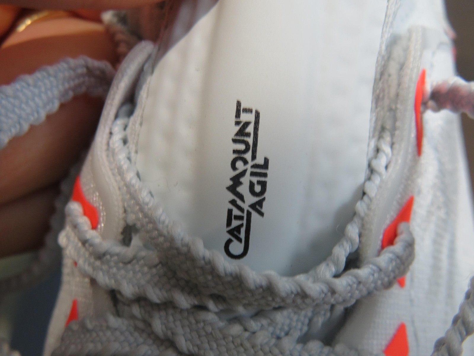 Brooks Catamount Agil Shoes Mens Size 7 White Orange Trail Running 1000451D488