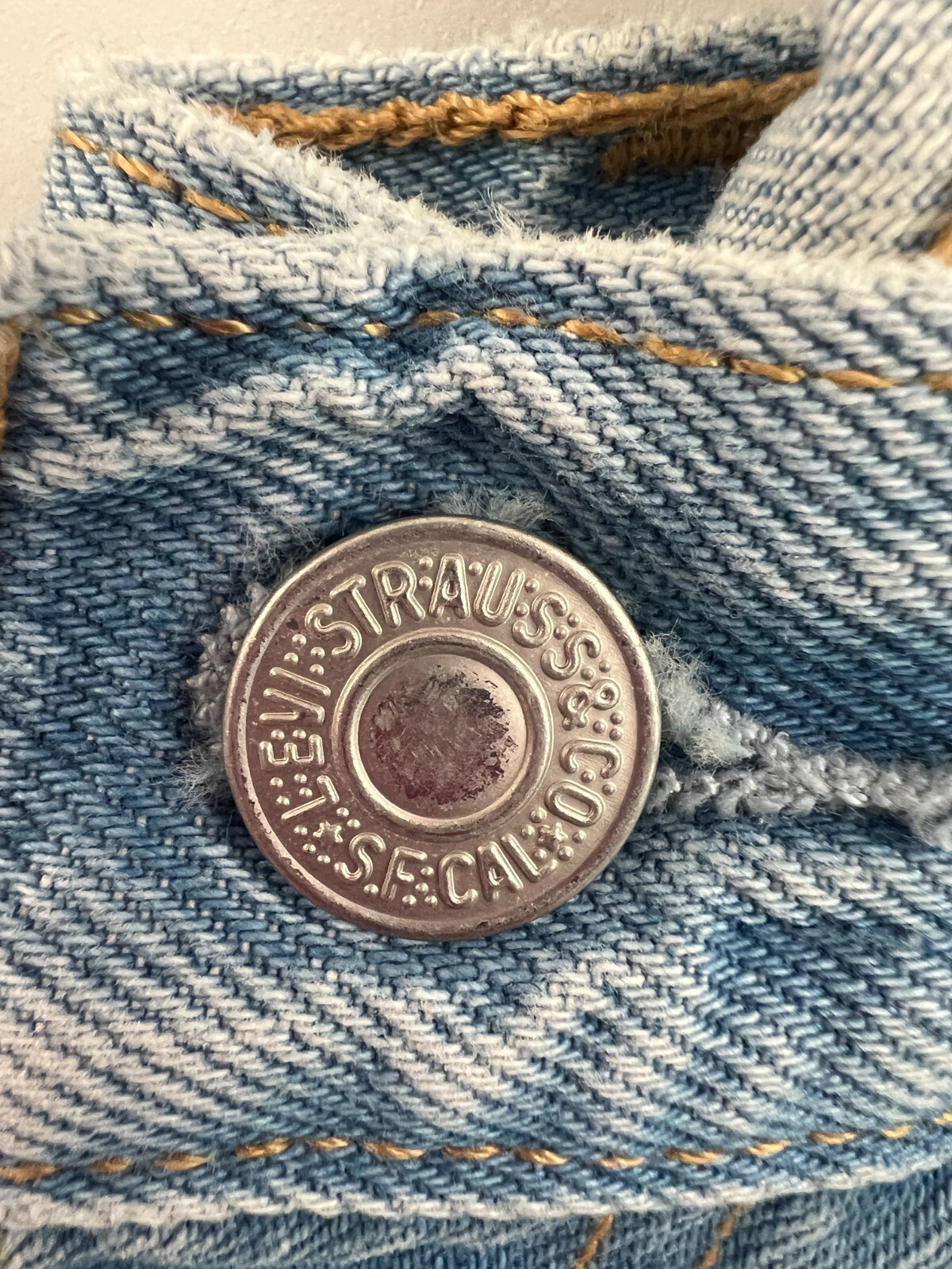 Levi’s Women 501 Original Fit Patched Straight Leg Button Fly Jeans Blue NWT