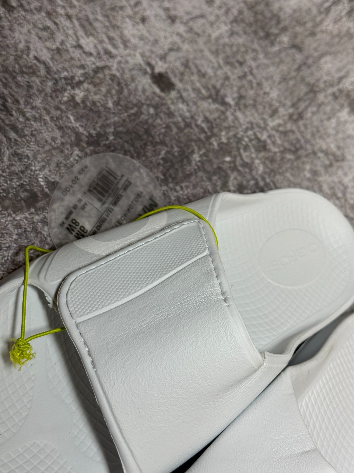 OOFOS OOahh Sport Flex Slide White Unisex size US M6 W8 EU 39