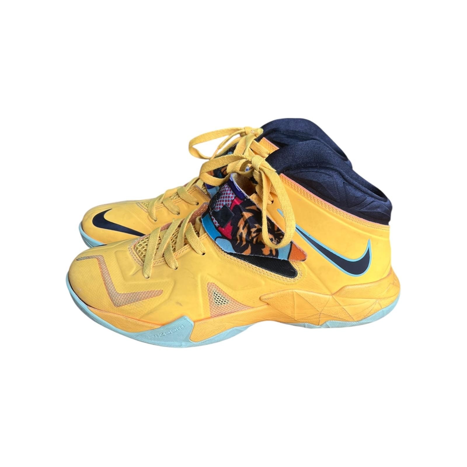 Lebron James Soldier 7 Popart Basketball Sneakers 2013 Nike Men’s Size 8.5