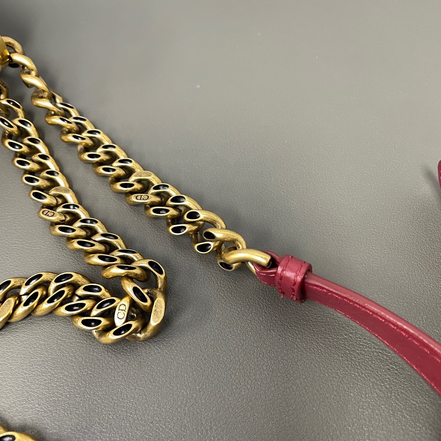Dior Pre-Owned Authentic Chain Bag Burgundy 22*13*6.5 Free Tracked Shipping