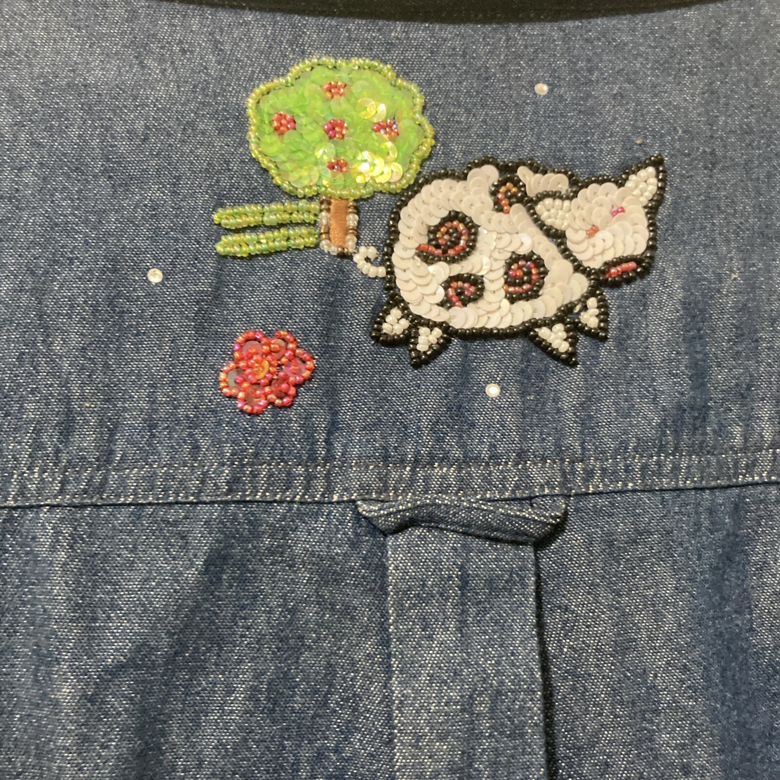 Quacker Factory Size Medium Farm Animals Button Up Shirt Beaded Sequin Chambray