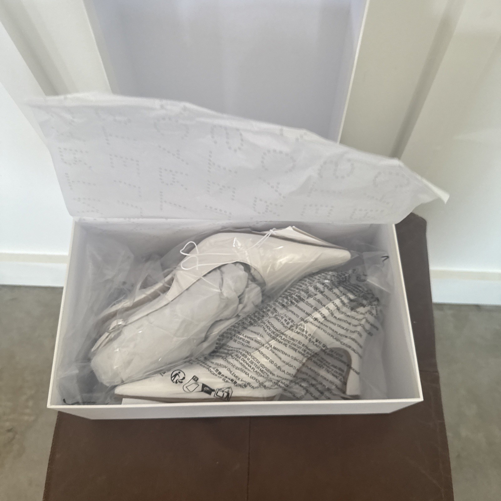 Stella McCartney x H&M Collab White Pointed Slingback Heels Size EU 39/US 8 NIB