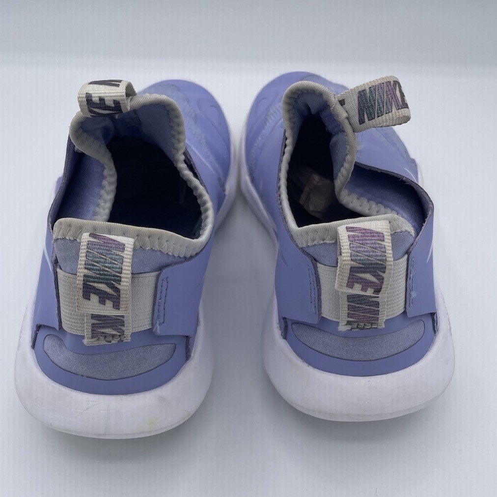 NIKE Flex Runner Girl’s Slip-On Sneakers Size 4Y Light Thistle/White-Lilac