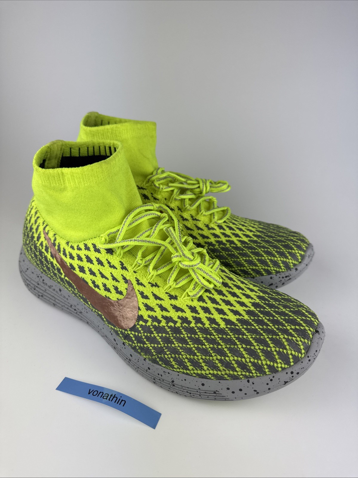 Nike LunarEpic Flyknit Shield Men’s Volt/Gray Sneaker 849664-700