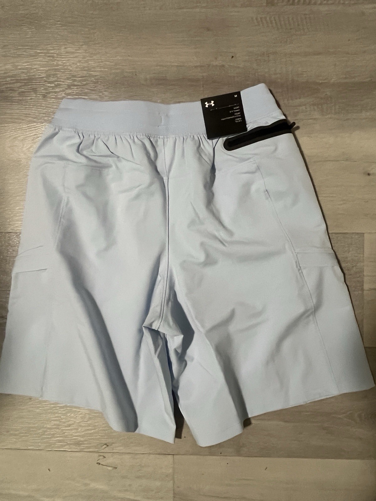 Men’s Medium – Under Armour Sportswear Woven 9.5” Cargo Shorts 1388018-464 Blue