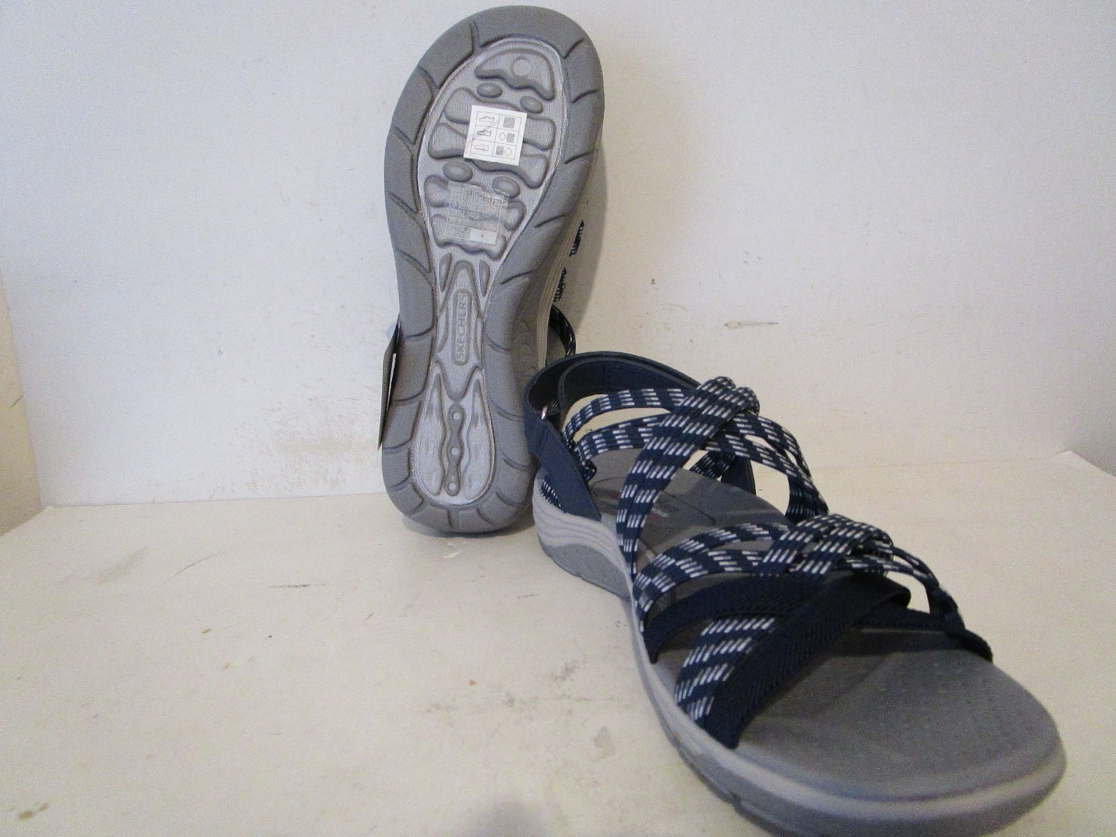 Skechers Washable Vegan Reggae Cup Sport Womens Sandals Navy Size 8