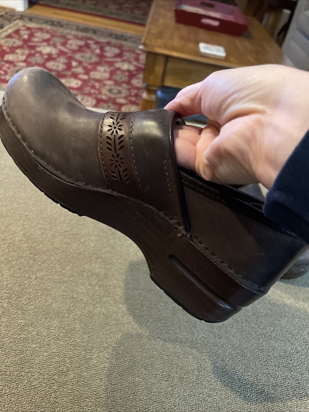 Women’s Size 38 (6.5-7) M Dansko Brown Leather Professional Clog (TD)