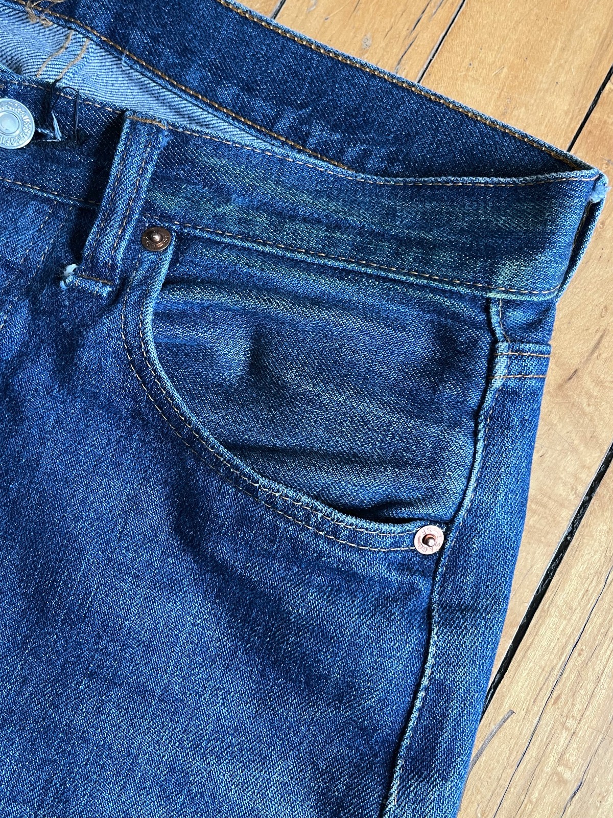 Vintage 1970s Levi’s 501XX Selvedge Denim Jeans Dark Wash Made in USA 30×32.25