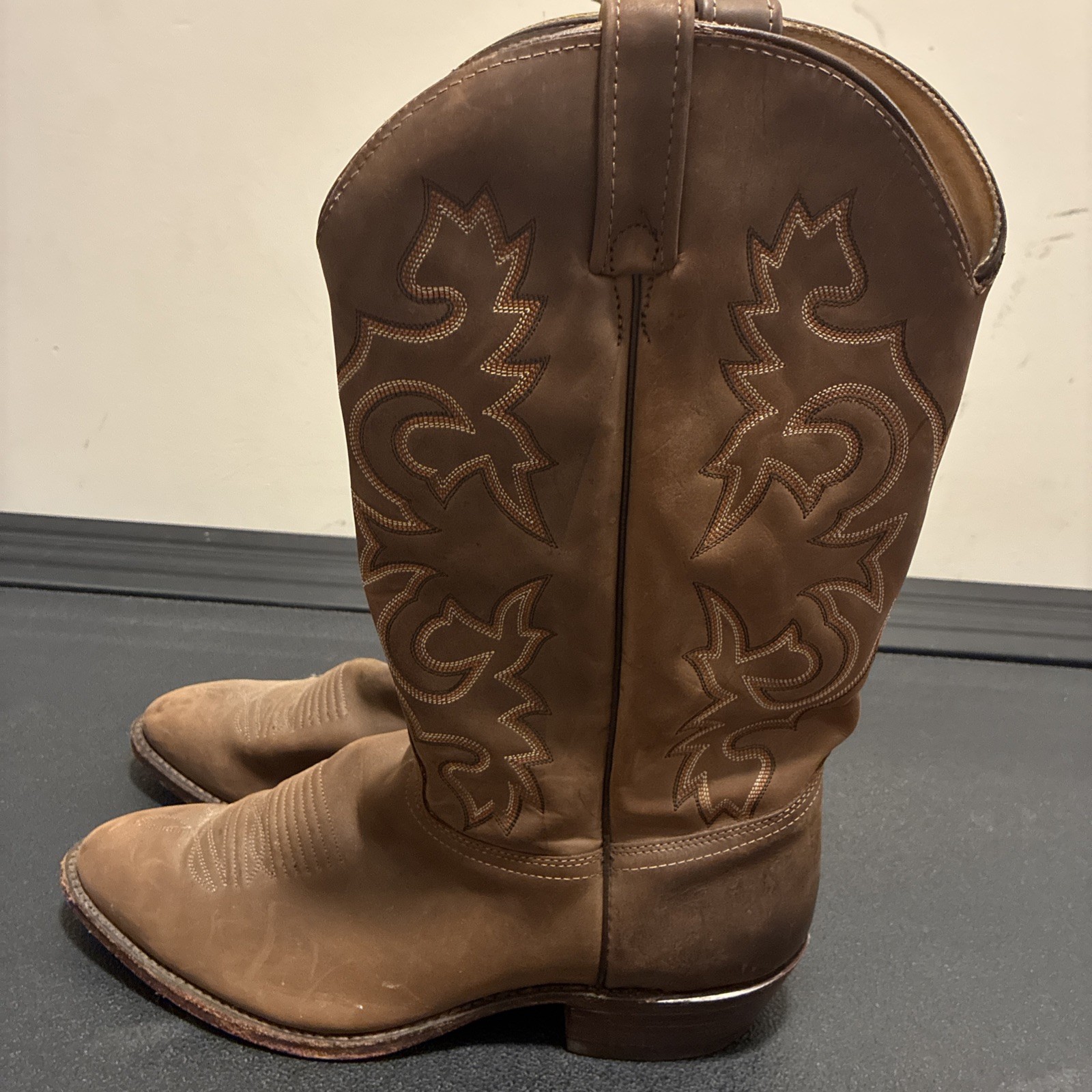 Vintage J Chisholm MEN’S Brown Leather COWBOY WESTERN BOOTS SIZE 12