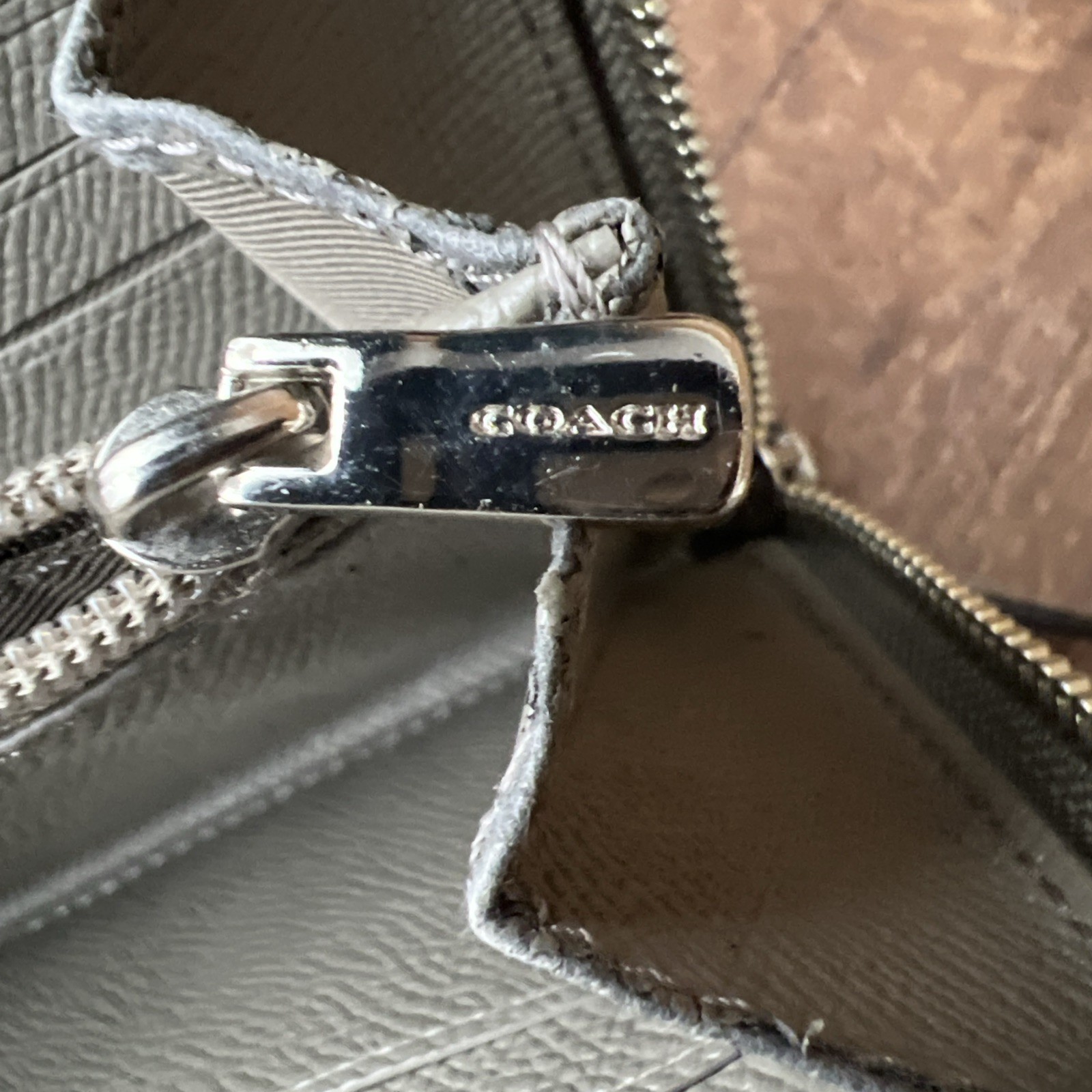 Coach Long Wallet 19cm Taupe Leather Gold Zip 12 Card Slots