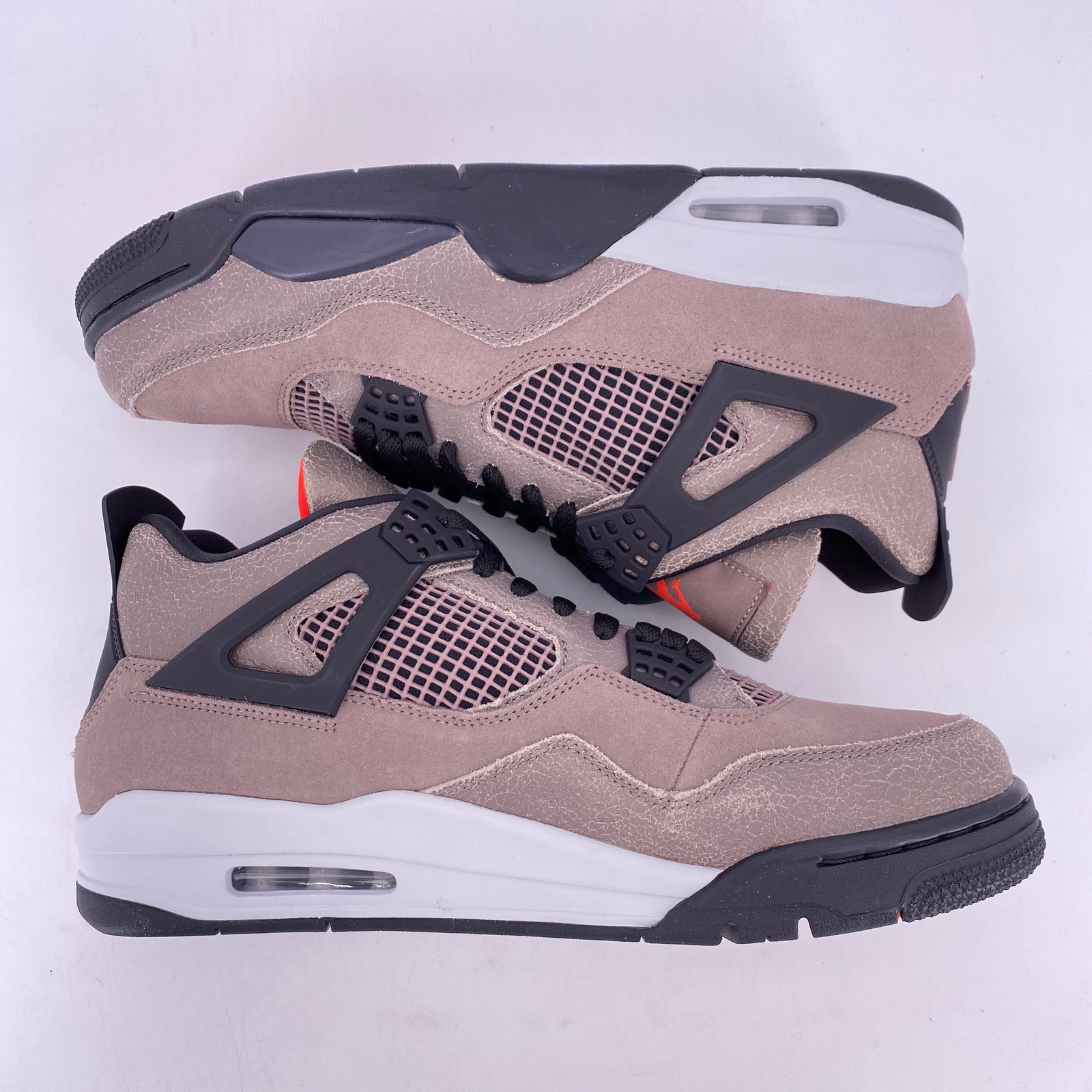 Air Jordan 4 Retro “TAUPE HAZE” 2021 – Size 12 – db0732 200 (10644-15)