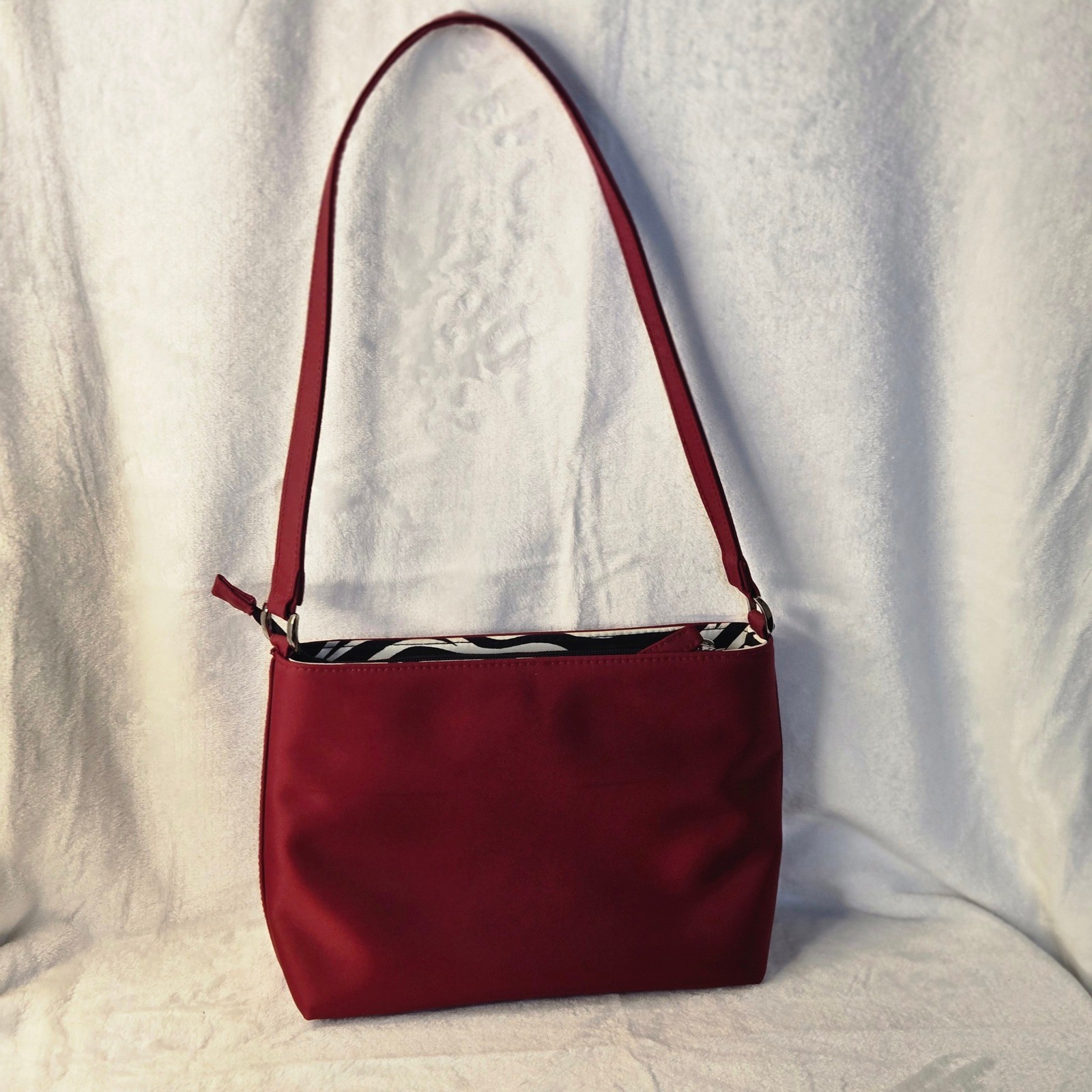 Kate Spade Red Nylon Crossbody Bag Zebra Print Lining Zip Top Shoulder Bag