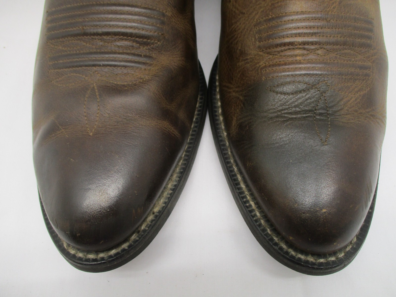 Ariat Heritage Brown Leather Cowboy Western Boots Mens Size 9.5 EE Style 34725
