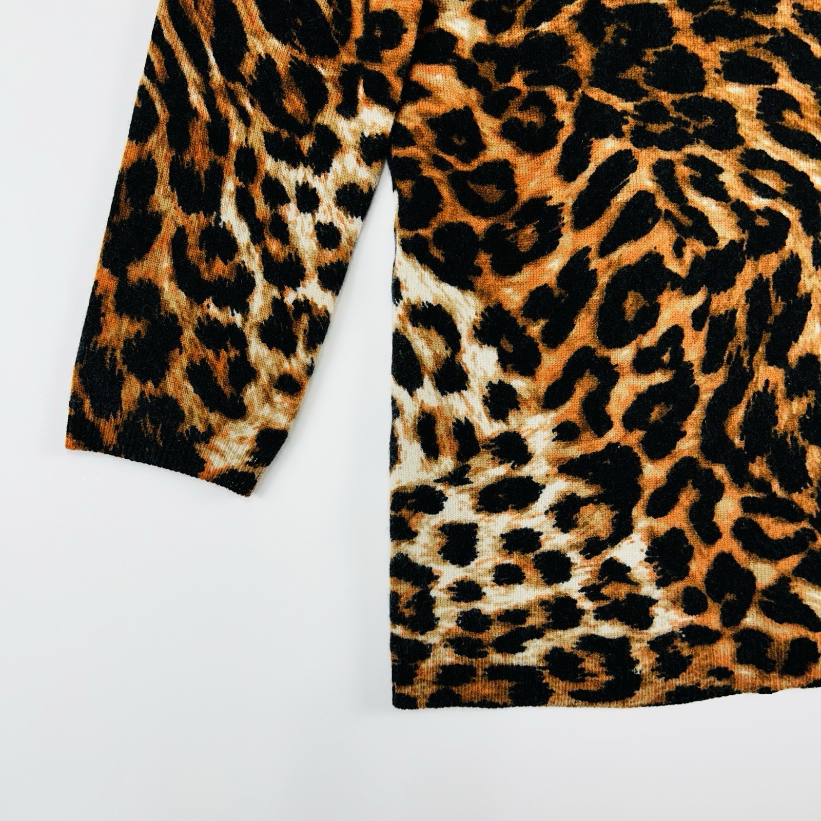 Talbots Womens 100% Cashmere Sweater Size S Animal Print Luxury Yacht Club