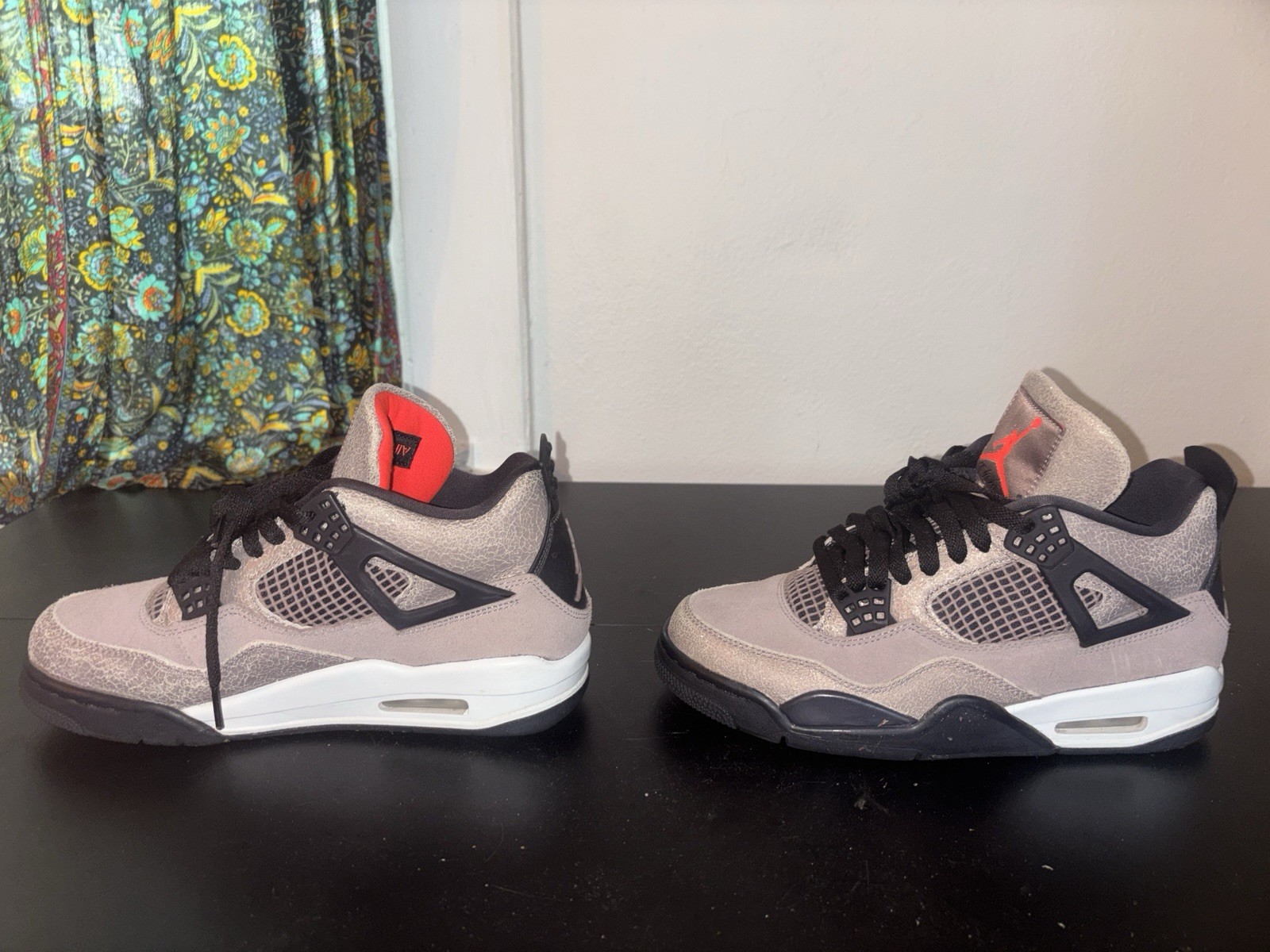 Jordan 4 Taupe Haze Size 7