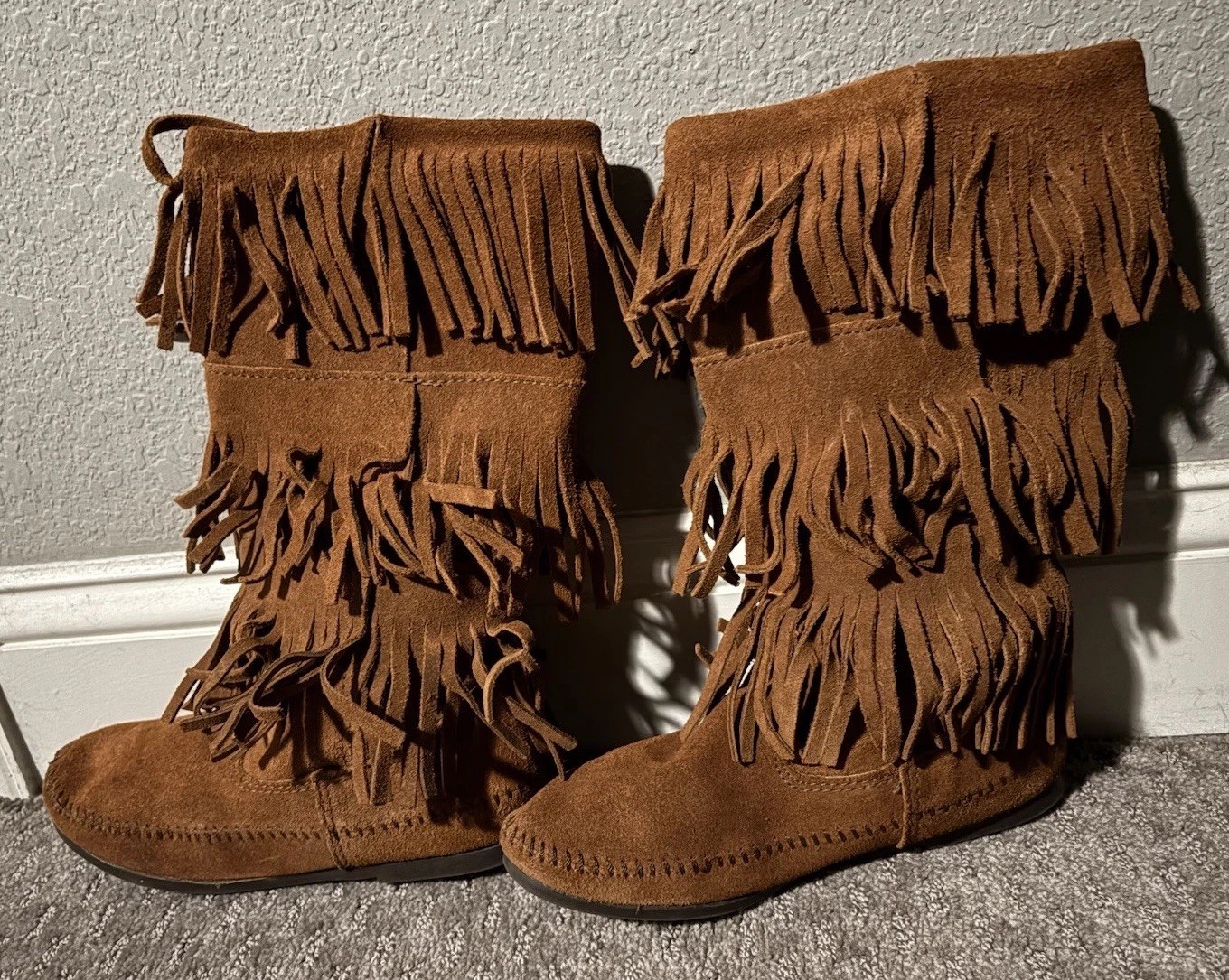 Minnetonka 1632 Women’s Brown Suede Fringe Mid-Calf Pull-On Boots US 7 M