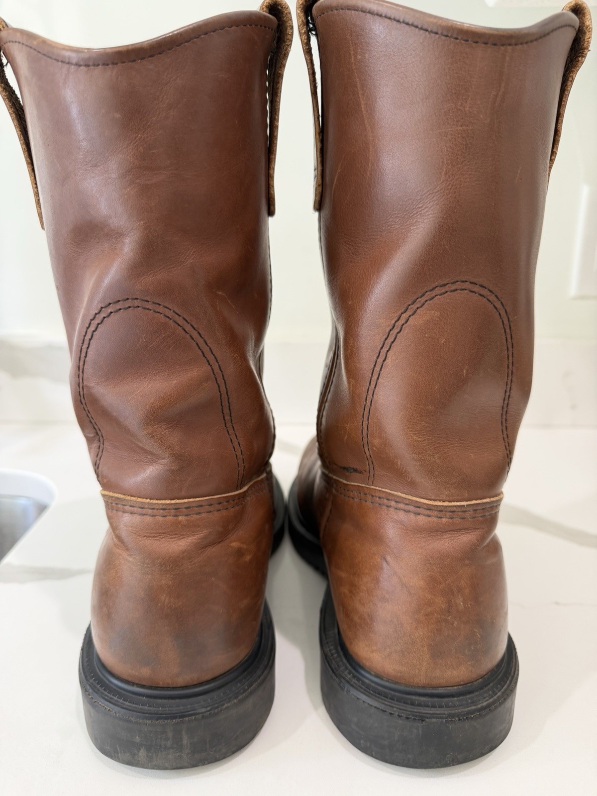 Red Wing Shoes Men’s Brown Leather Wellington Pull-On Oil Resistant Boots 8.5