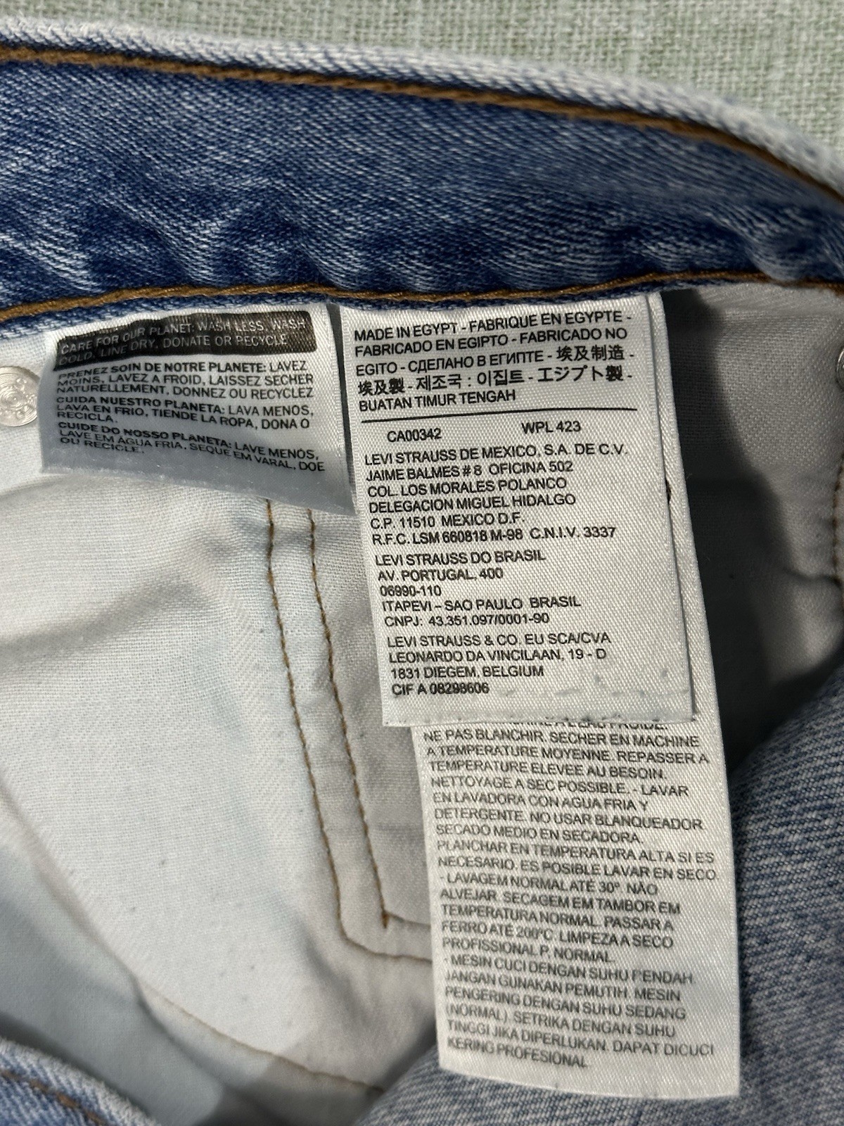 Levi’s 550 Relaxed Fit Medium Blue 100% Cotton Denim Jeans Men’s 36X30