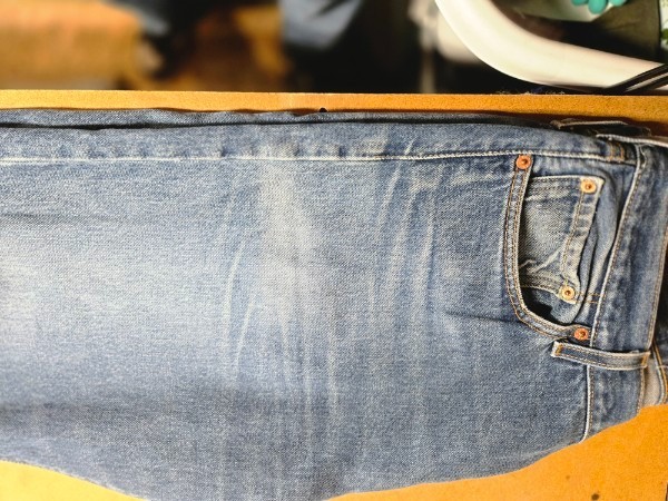 Levi 501 from 2004 501xx Made In Mexico Button Fly Denim Jeans 38×36.