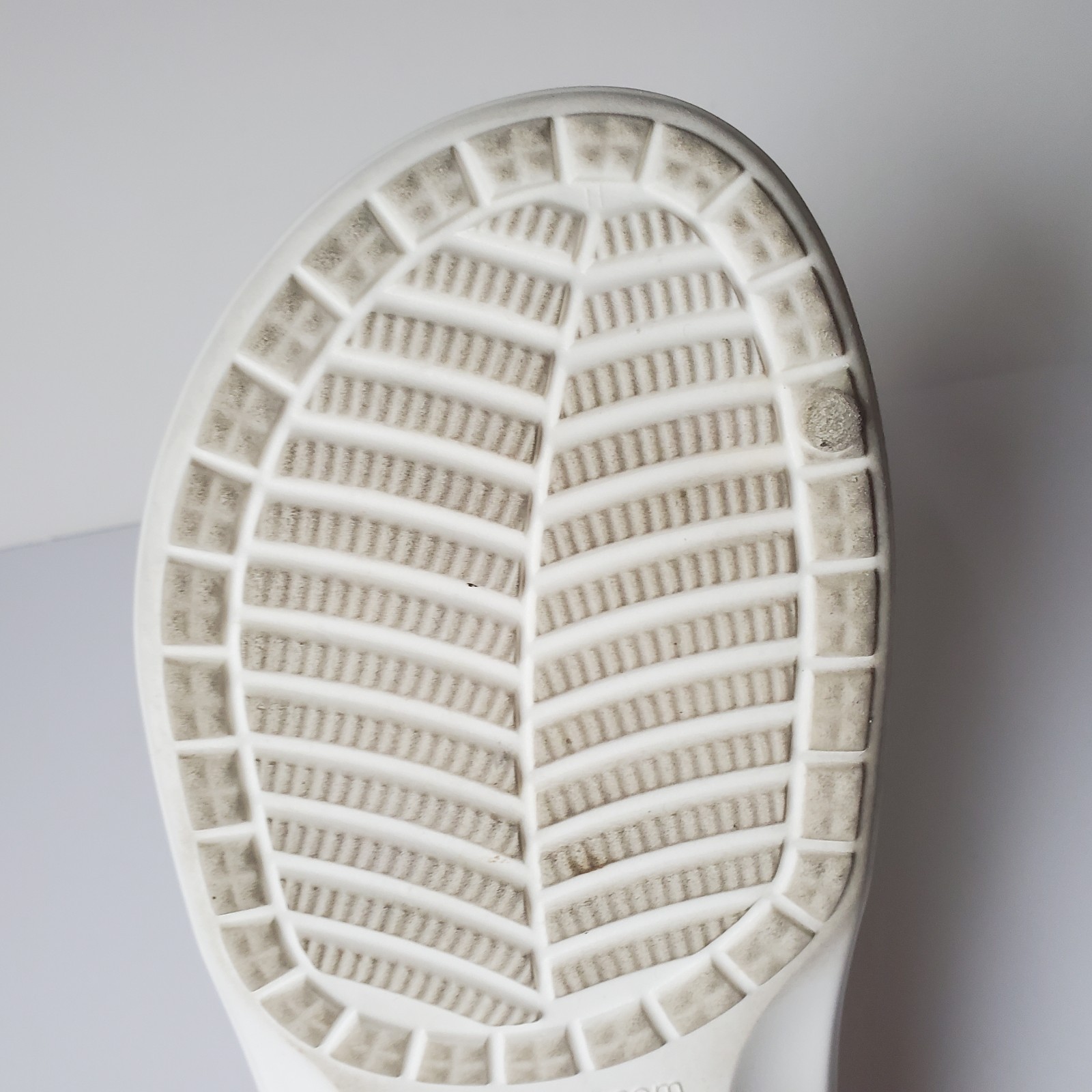 Crocs Baya Slide Sandals Unisex Women 7 Men 5 Spellout Slip-On White Two 2 Strap