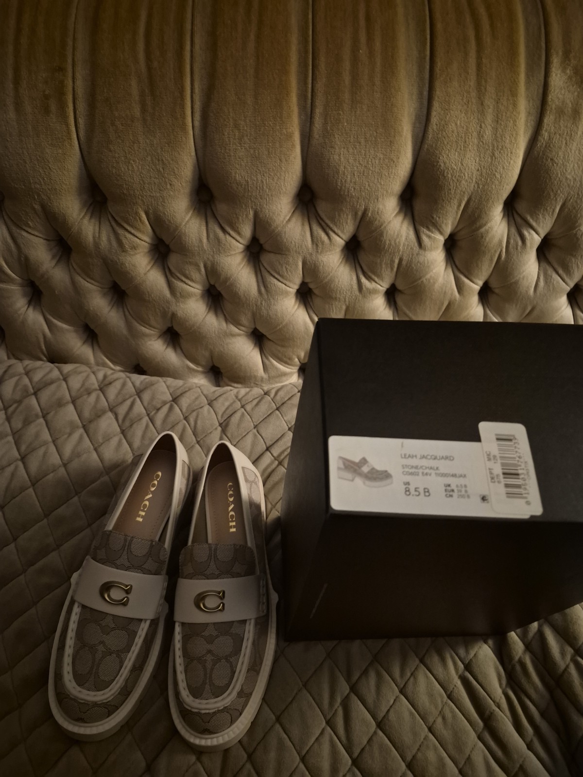 Coach Signature Jacquard Logo Slip-On Loafer Flats Beige White 8.5 B