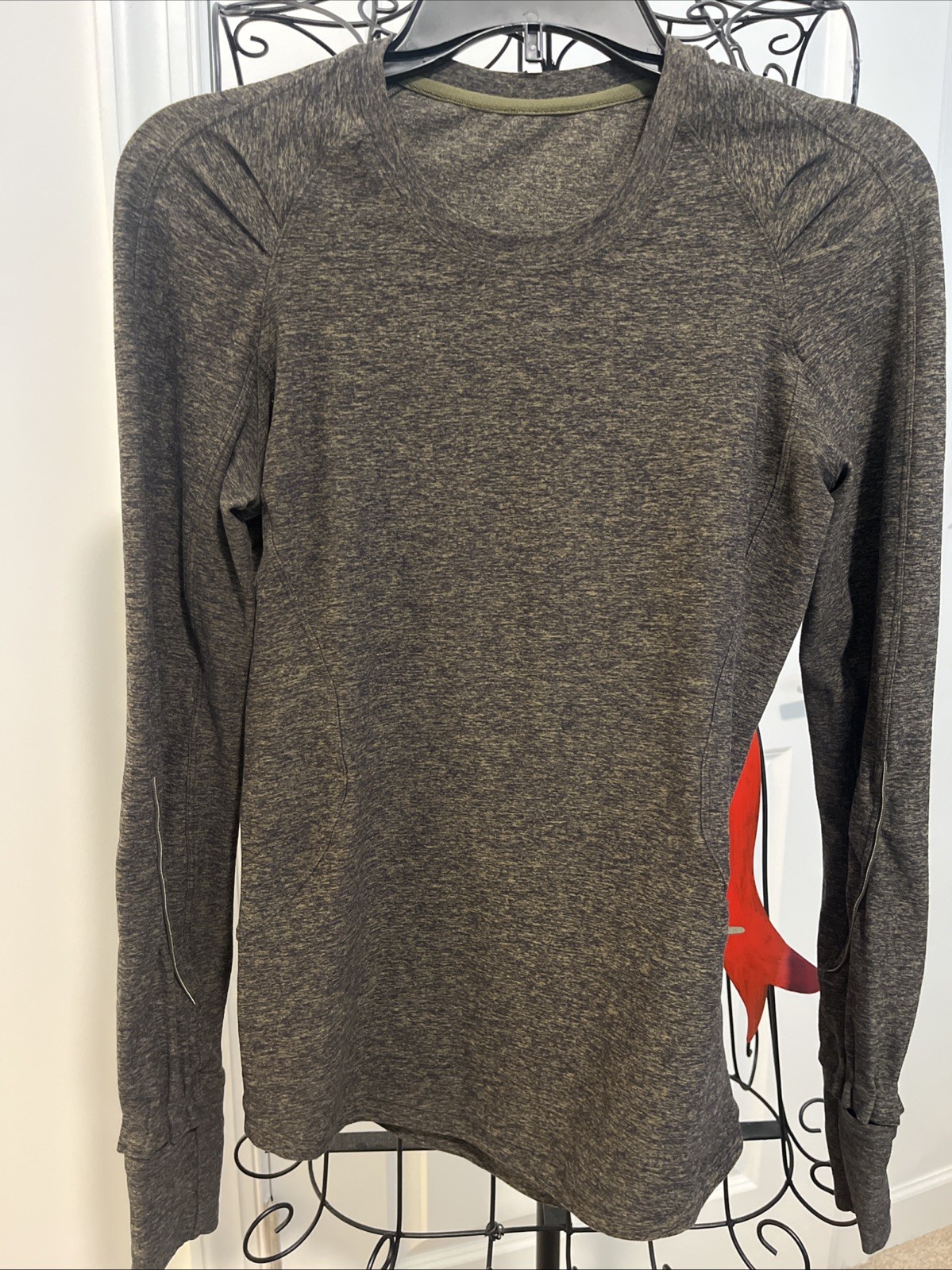 Lululemon Swiftly Tech Long Sleeve Crew Neck Shirt Olive Green Run Gym Women’s 4