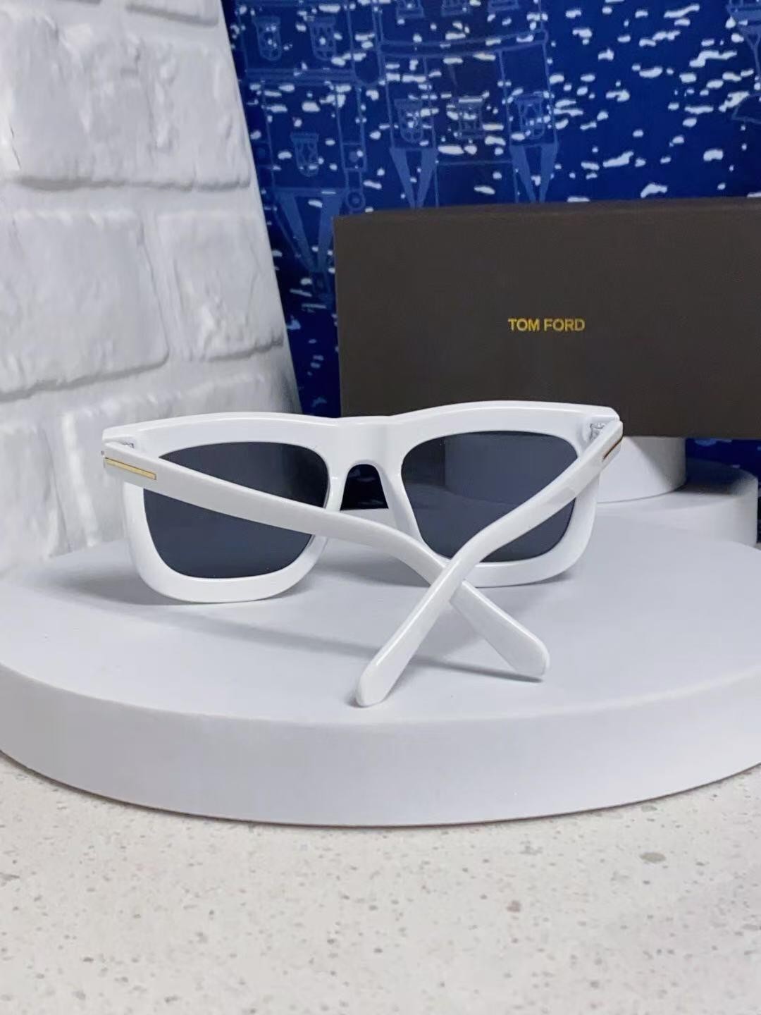 TomFord Classics Men’s Square Sunglasses 140mm