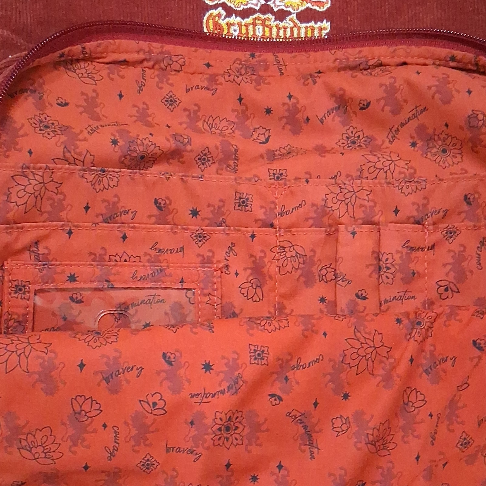 Vera Bradley Harry Potter Gryffindor Burgundy Large Quilted Backpack Zip