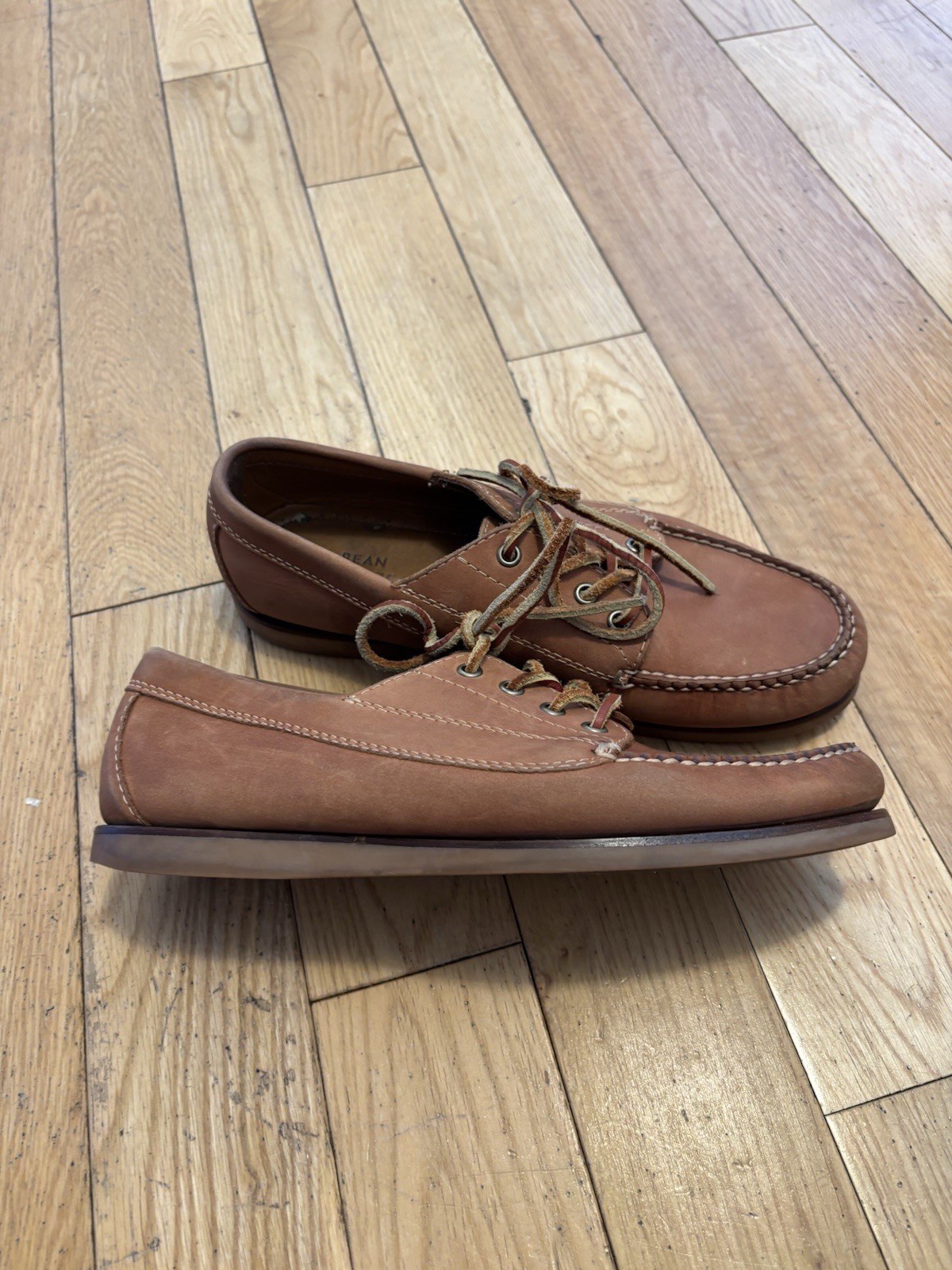 LL Bean Signature Men’s Handsewn Camp Mocassins Size 8.5