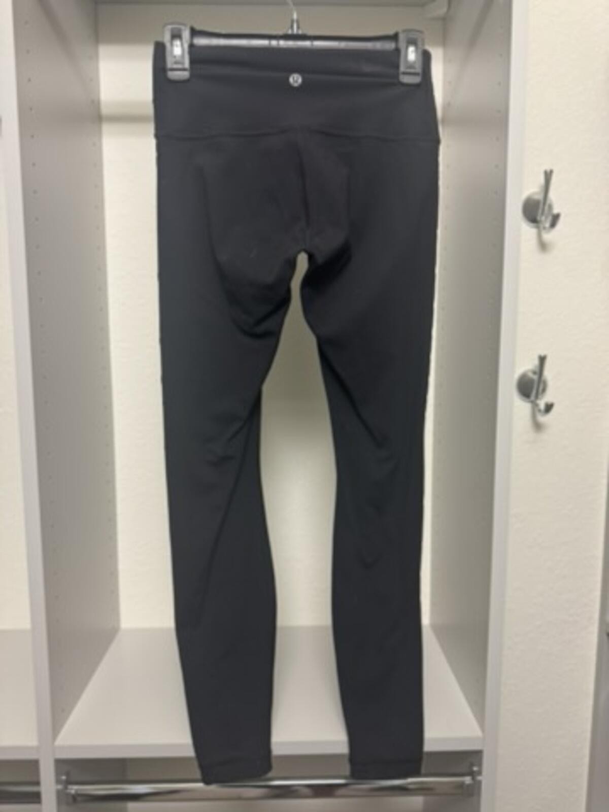 Lululemon Black High-Rise Leggings Size 6