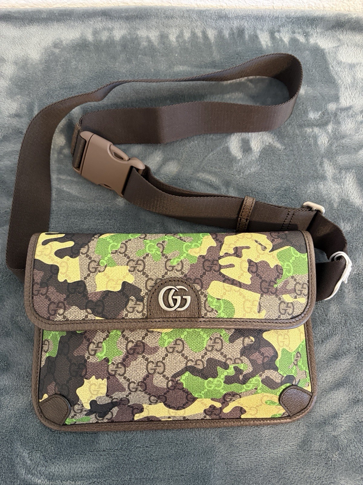 Brand New Gucci GG Supreme Monogram Camouflage Belt Bag Green/Yellow