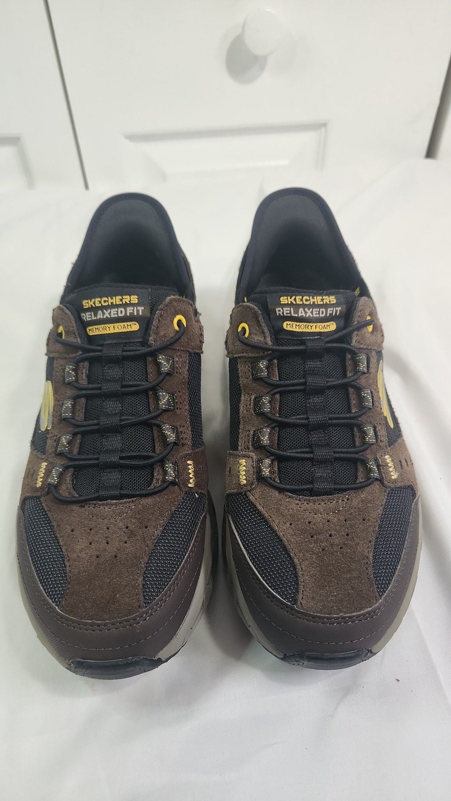 Skechers Hands Free Slip-ins Relaxed Fit: Oak Canyon – Consistent Win