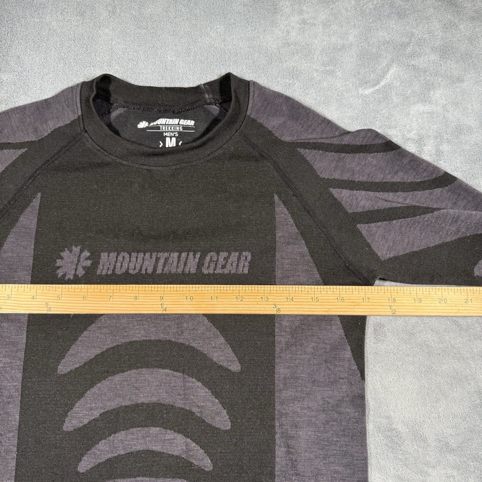 Mountain Gear Trekking Merino Wool Blend Gorpcore Base Layer Top Men’s Medium