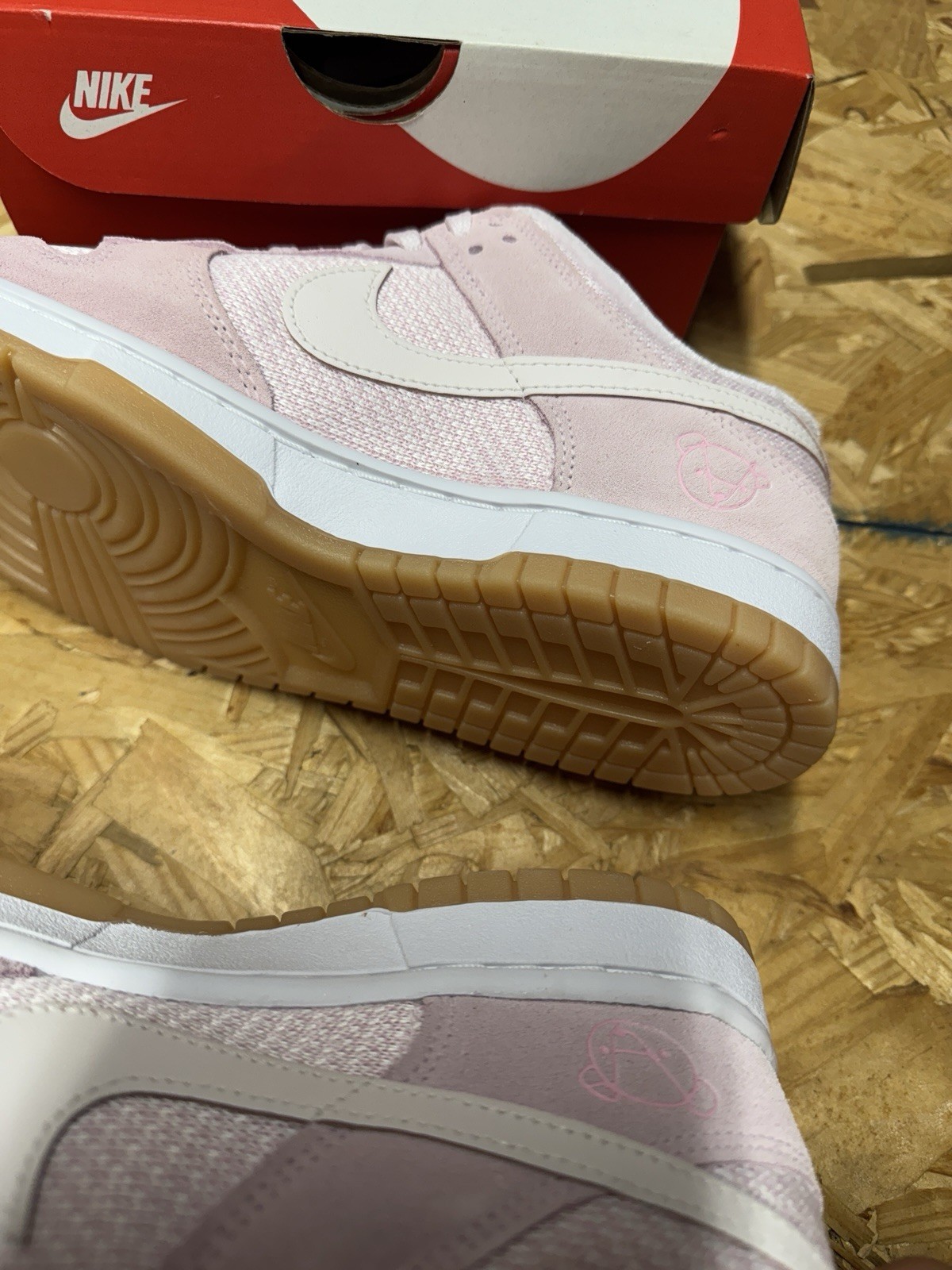 Nike Dunk Low Pink Teddy Bear Women’s Size 9W