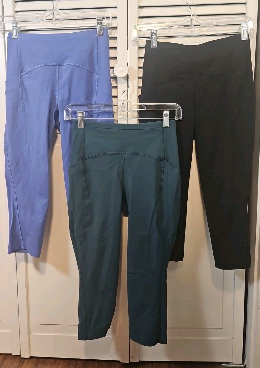 lululemon Lot Sm/xsm 3 Crop Pants 2 Tops Blue Green Black 1 Of Them Is A Set