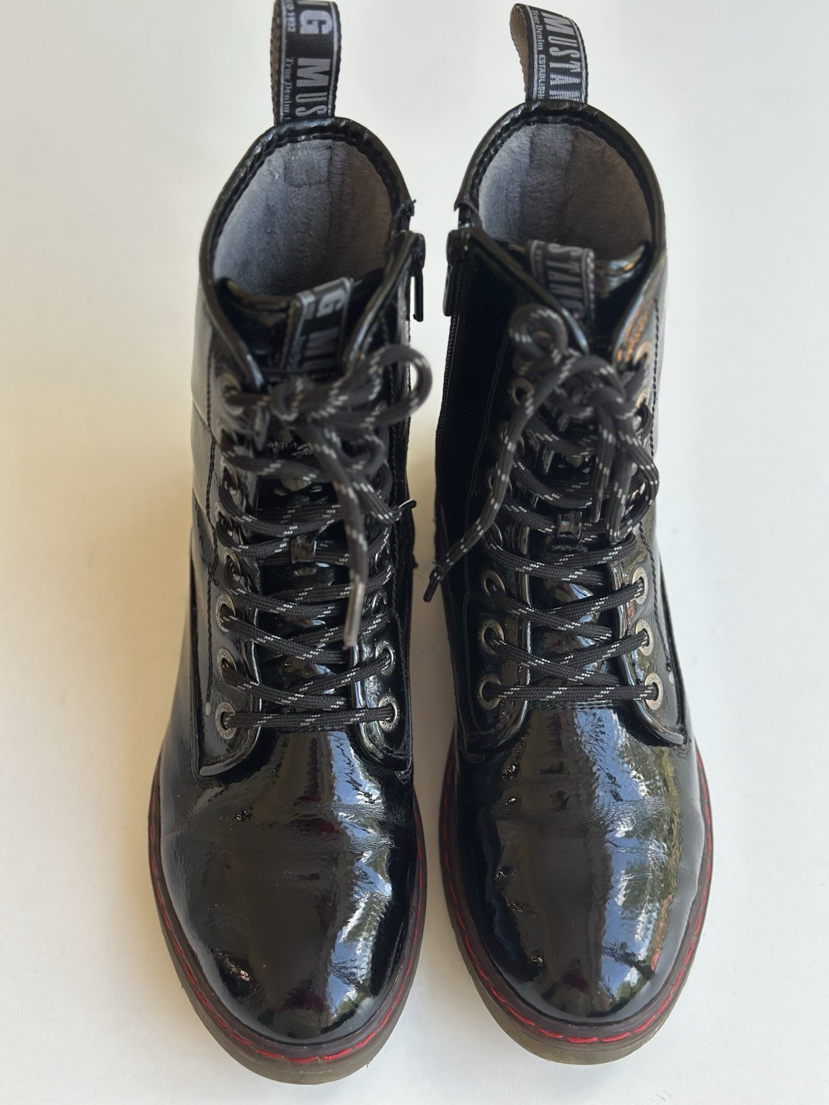 Mustang Black Patent Lace-Up Boots – Soft Lined – Size 40 (26 cm Insole)