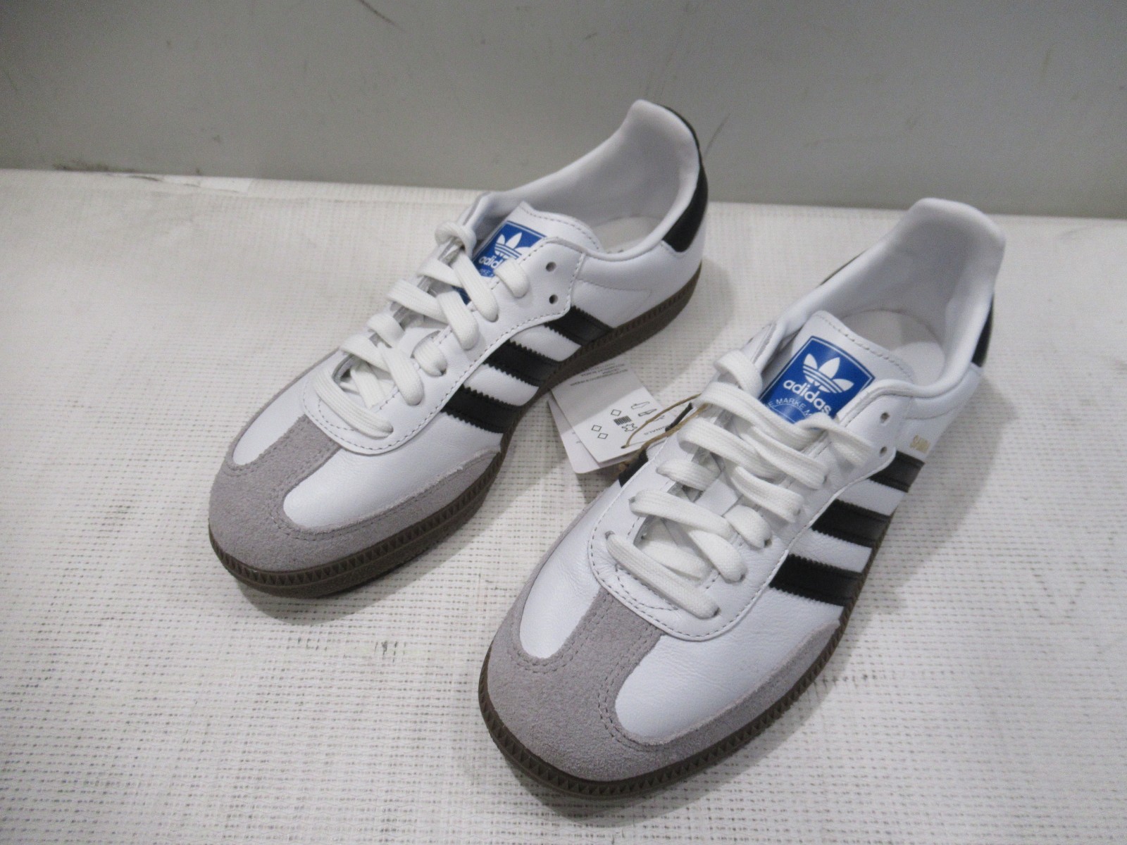 Adidas Samba OG White/Black/Granite Low top Shoes Size Men’s 5 Women’s 6