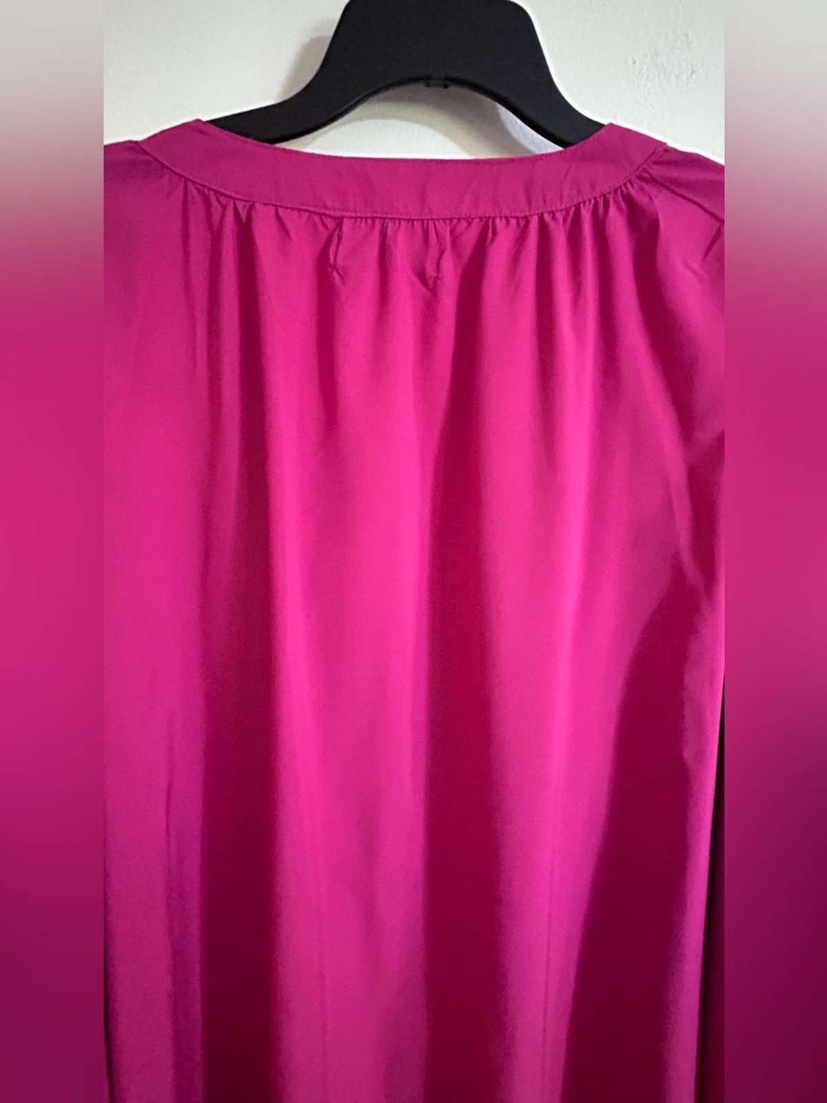 Paisley Vine 2X Fuchsia Long Sleeve Tunic Blouse V Neck Smocked Ruffle Cuff GUC