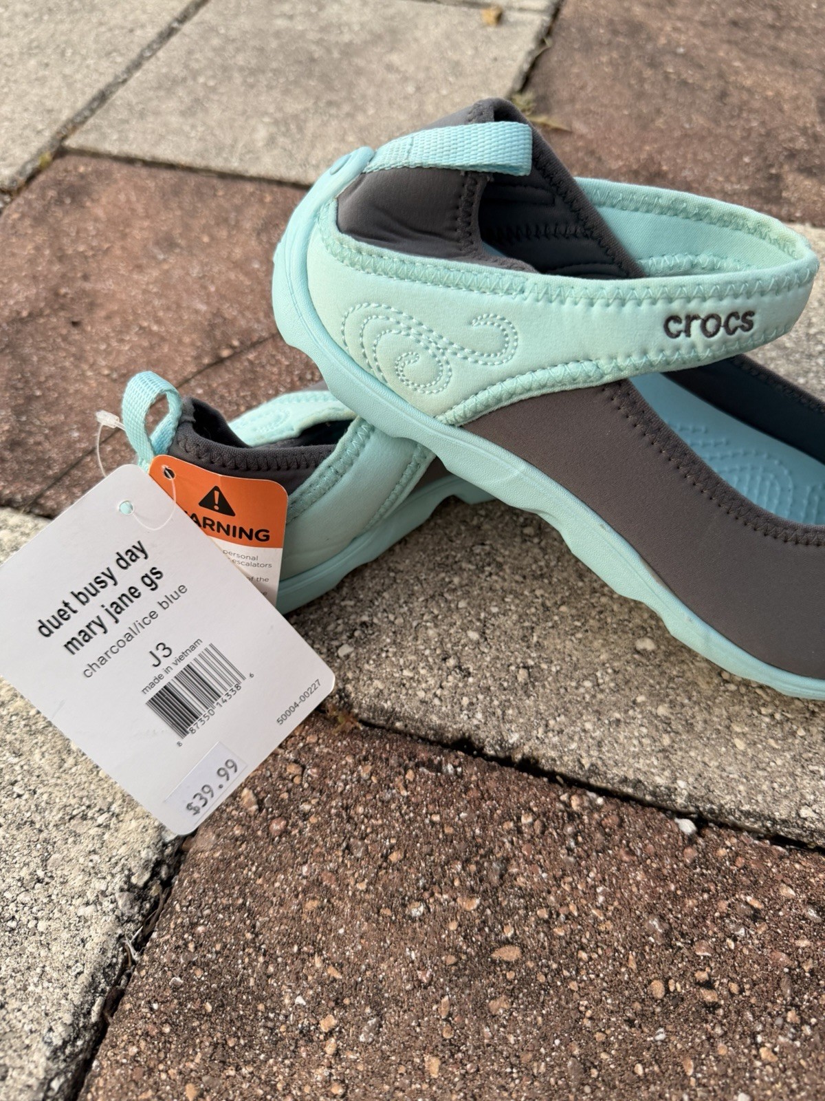 Crocs Women’s Mary Jane Flat Gray/Blue Neoprene Slip-On Strap Round Toe 3M